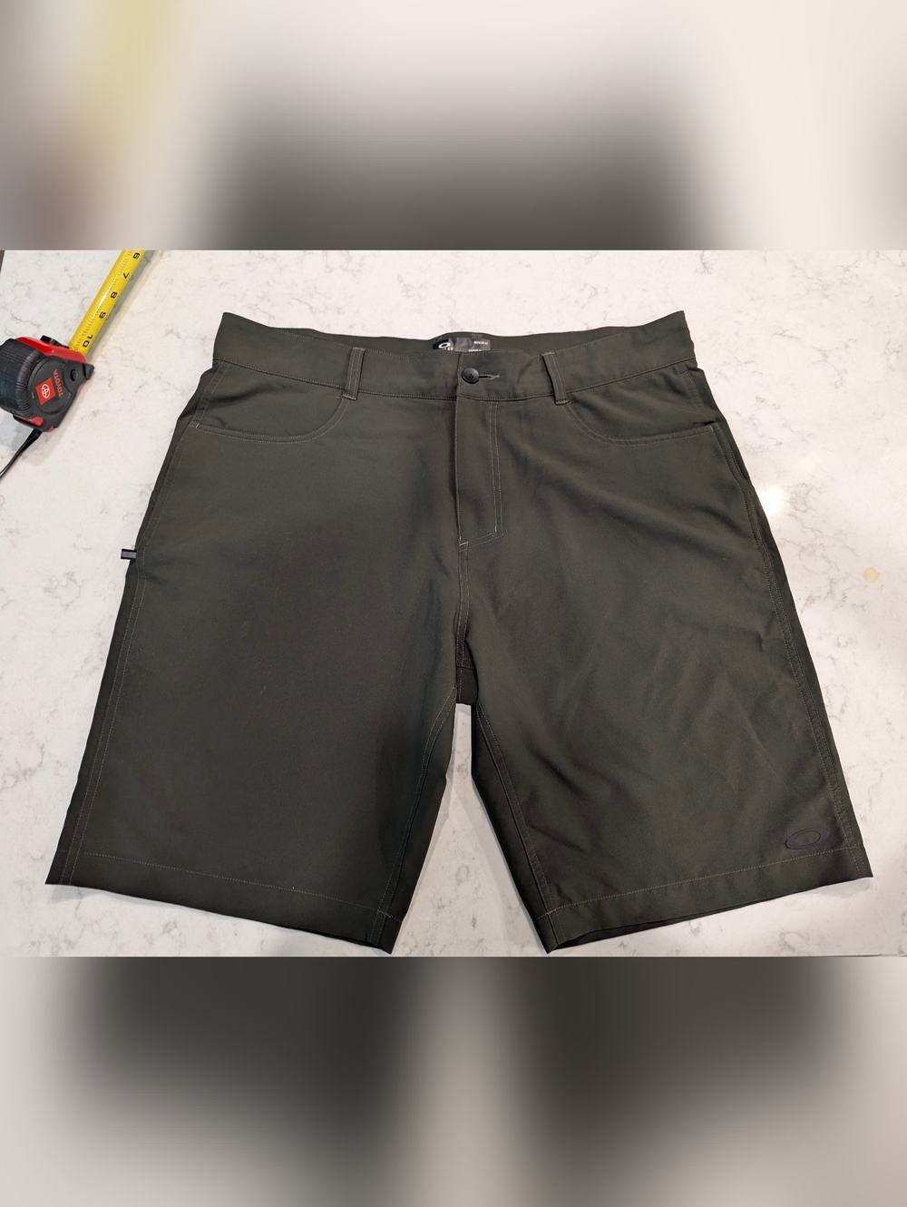 Oakley Men's Hybrid Shorts Dark Green